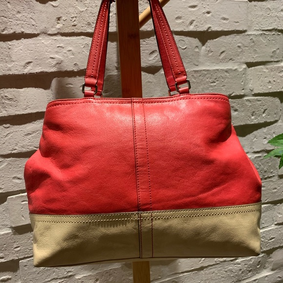 Special Anniversary Leather Coach Tote Bag - Picture 3 of 16